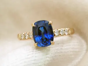Design your own sapphire ring on the Sri Lanka Sapphire Trail