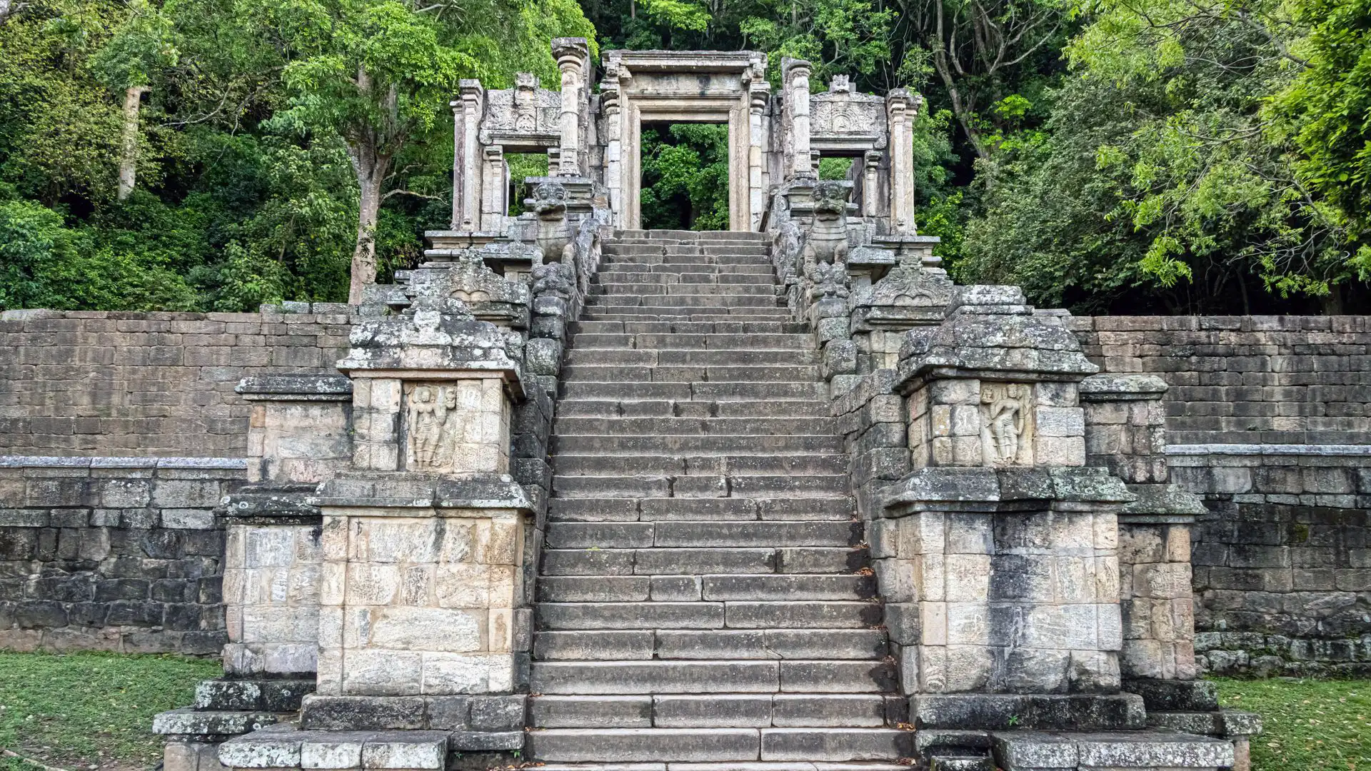 Yapahuwa Rock Fortress Sri Lanka Travel Tours
