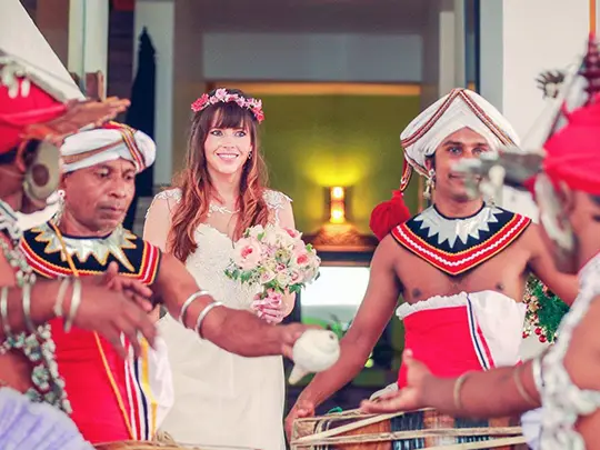 Traditional Sri Lankan Drummer Performance – Sri Lanka Travel Tours